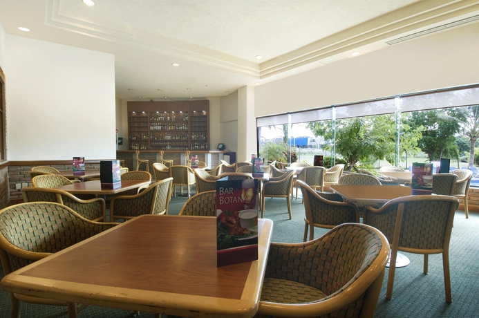 Imagen del bar/restaurante del Hotel Fiesta Inn Tampico. Foto 3