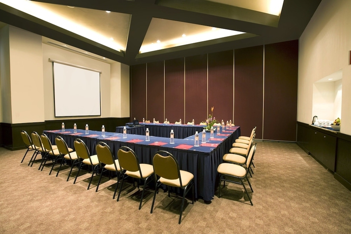 Imagen de los interiores del Hotel Fiesta Inn Tepic. Foto 16