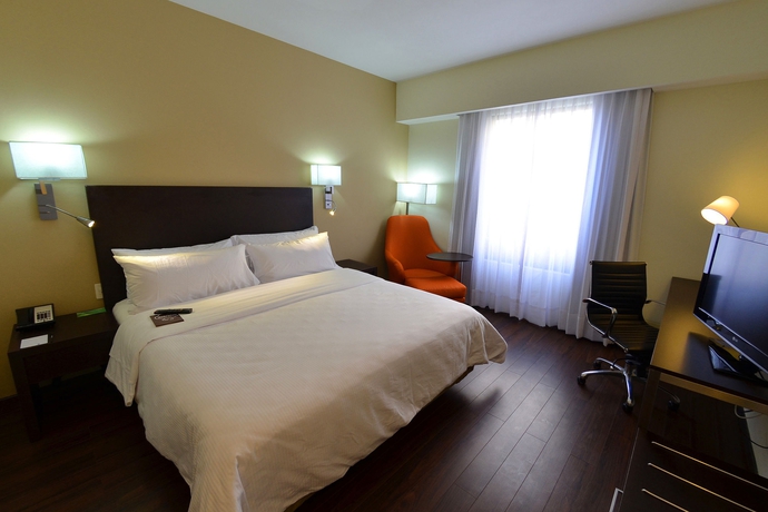 Imagen de la habitación del Hotel Fiesta Inn Toluca Aeropuerto. Foto 8