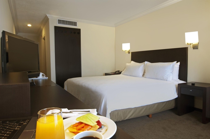 Imagen de la habitación del Hotel Fiesta Inn Toluca Centro. Foto 7