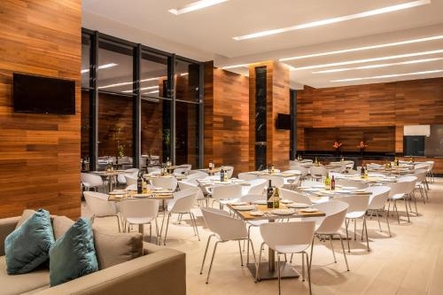 Imagen general del Hotel Fiesta Inn Tuxtla Fashion Mall. Foto 4