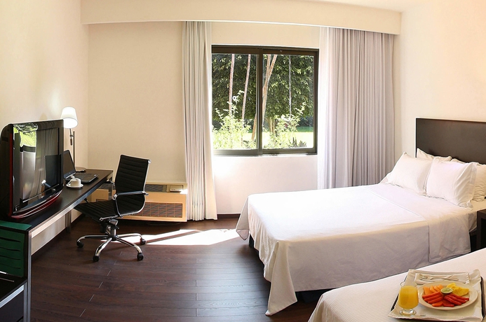Imagen de la habitación del Hotel Fiesta Inn Xalapa. Foto 3