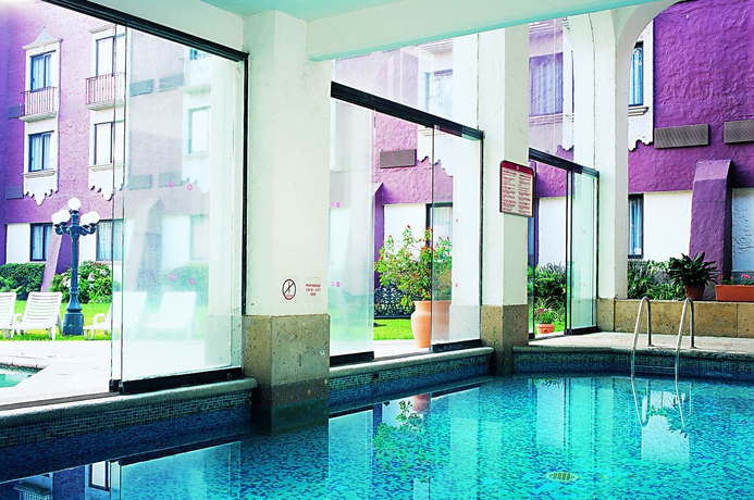 Imagen de la piscina del Hotel Fiesta Inn Xalapa. Foto 16