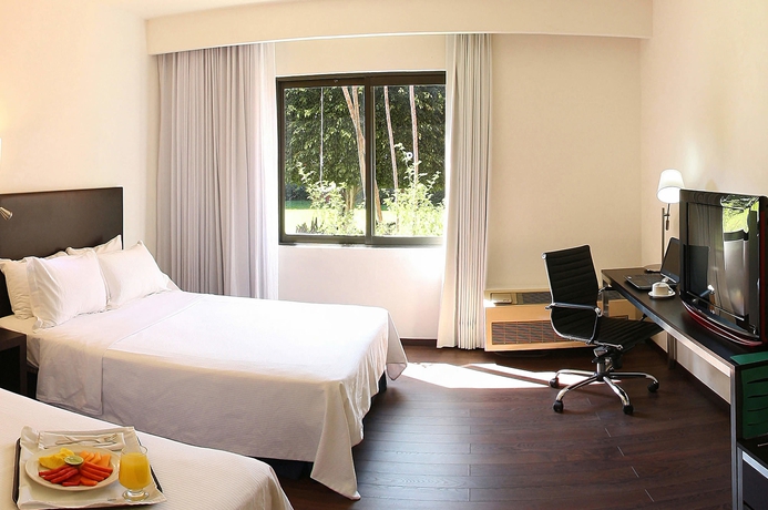 Imagen de la habitación del Hotel Fiesta Inn Xalapa. Foto 5