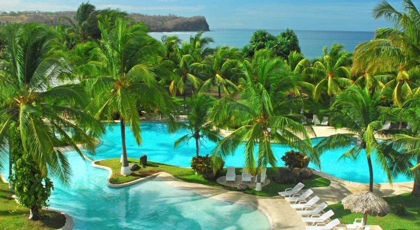 Imagen de los exteriores del Hotel Fiesta Resort Central Pacific - All Inclusive. Foto 8