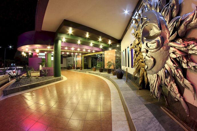 Imagen de la habitación del Hotel Fiesta Tijuana. Foto 4