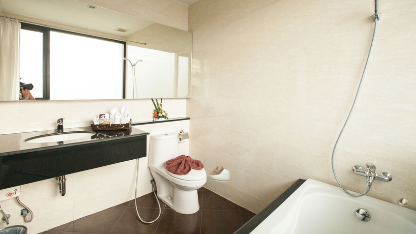 Imagen de la habitación del Hotel Fifth Jomtien Pattaya. Foto 11