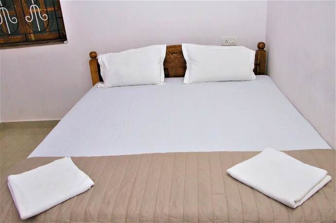Imagen general del Hotel Fig Fin Beach Resort. Foto 9