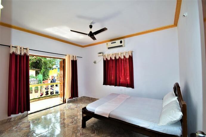 Imagen de la habitación del Hotel Fig Fin Beach Resort. Foto 19