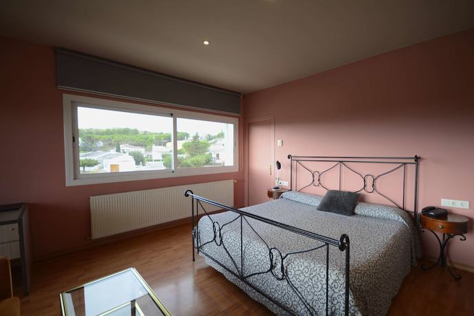 Imagen de la habitación del Hotel Figueres Parc. Foto 7