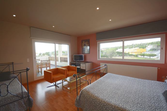 Imagen de la habitación del Hotel Figueres Parc. Foto 19