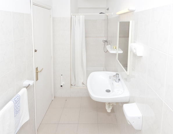 Imagen de la habitación del Hotel Figueretes. Foto 9