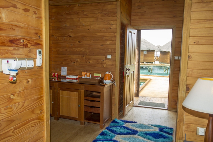 Imagen de la habitación del Hotel Fihalhohi Maldives. Foto 10