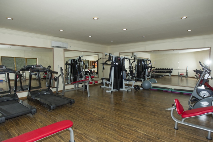 Imagen de los interiores del Hotel Fihalhohi Maldives. Foto 15