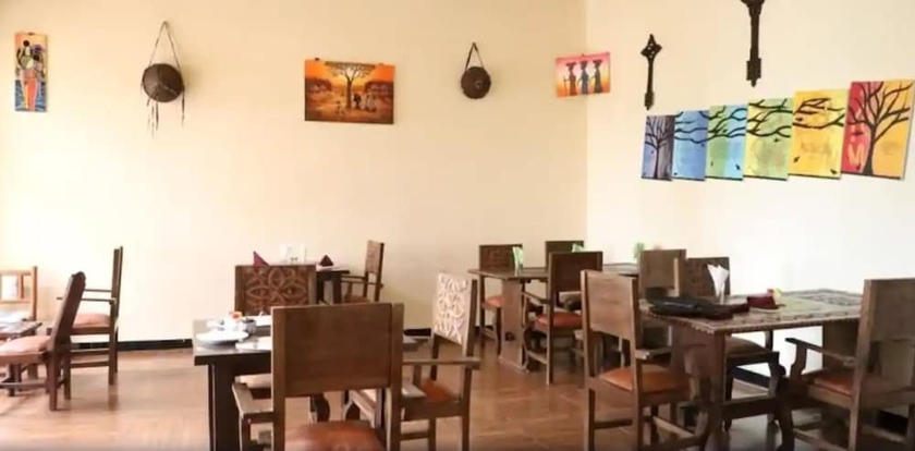 Imagen de los interiores del Hotel FikirandRay Lodge. Foto 18