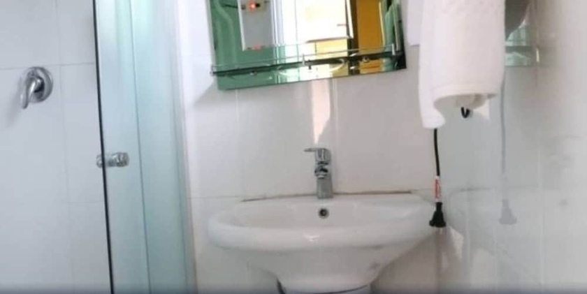 Imagen de la habitación del Hotel FikirandRay Lodge. Foto 16