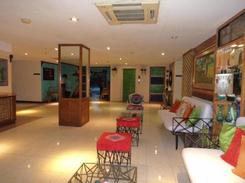 Imagen general del Hotel Filipiniana Calapan. Foto 3