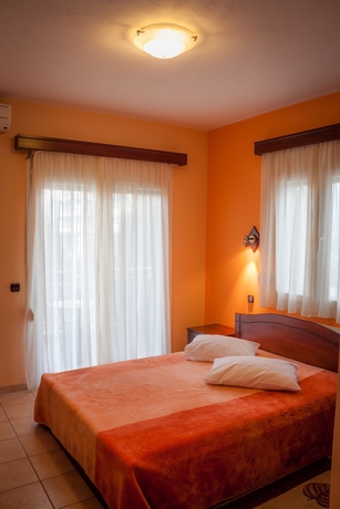 Imagen de la habitación del Hotel Filippion. Foto 8