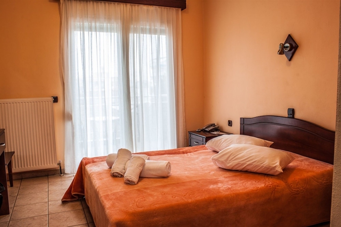 Imagen de la habitación del Hotel Filippion. Foto 10