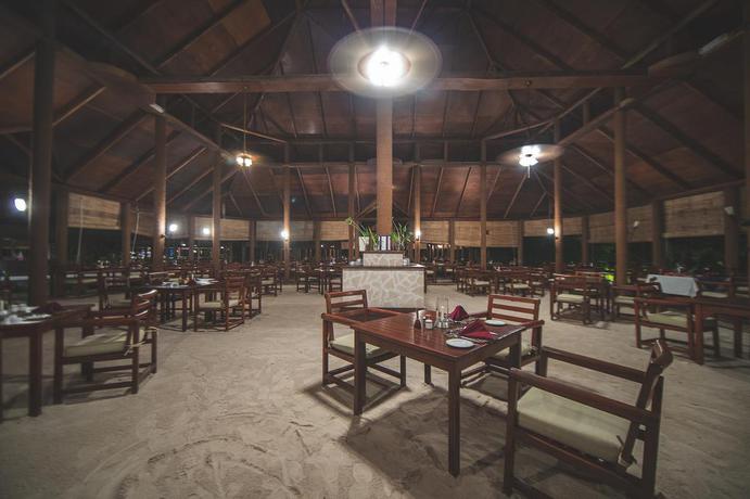 Imagen del bar/restaurante del Hotel Filitheyo Island Resort. Foto 5