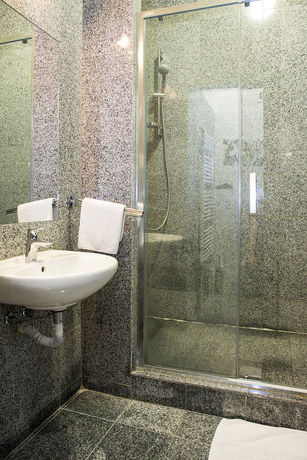 Imagen de la habitación del Hotel Film. Foto 2