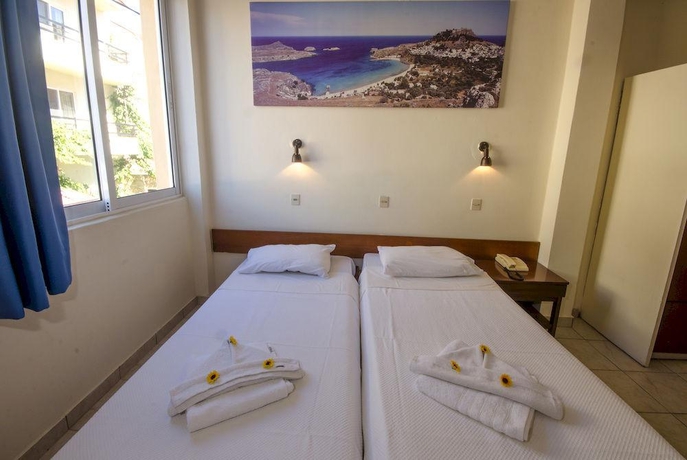Imagen de la habitación del Hotel Filmar, Rodas. Foto 2