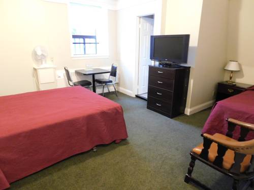 Imagen de la habitación del Hotel Filmores. Foto 5