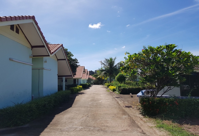 Imagen de los exteriores del Hotel Filmthong Resort. Foto 17