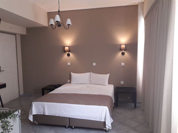 Imagen de la habitación del Hotel Filon, Pireo. Foto 17