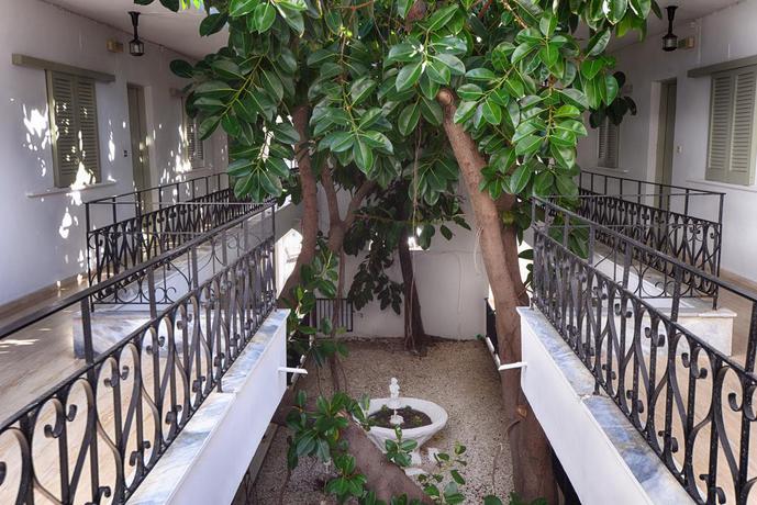 Imagen de los interiores del Hotel Filorian Apartments. Foto 11