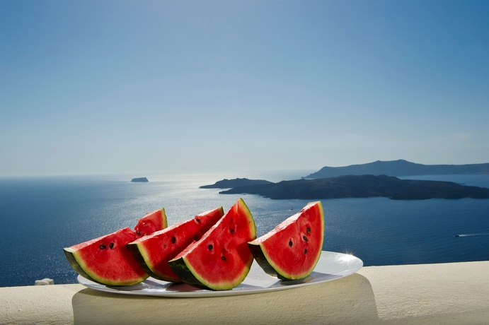 Imagen de los exteriores del Hotel Filotera Suites. Foto 6