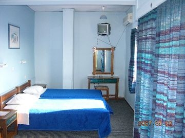 Imagen de la habitación del Hotel Filoxenia, Atenas. Foto 5