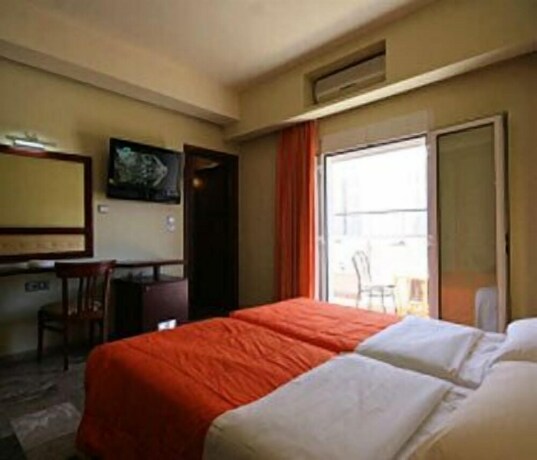 Imagen de la habitación del Hotel Filoxenia, Chania. Foto 26