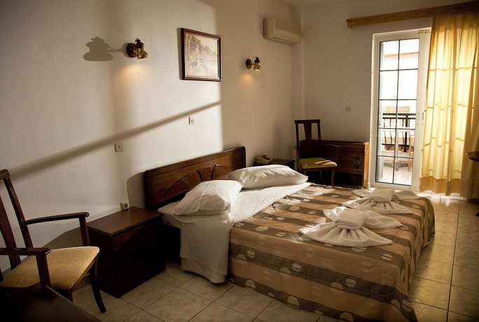 Imagen de la habitación del Hotel Filoxenia, Gefyra. Foto 4