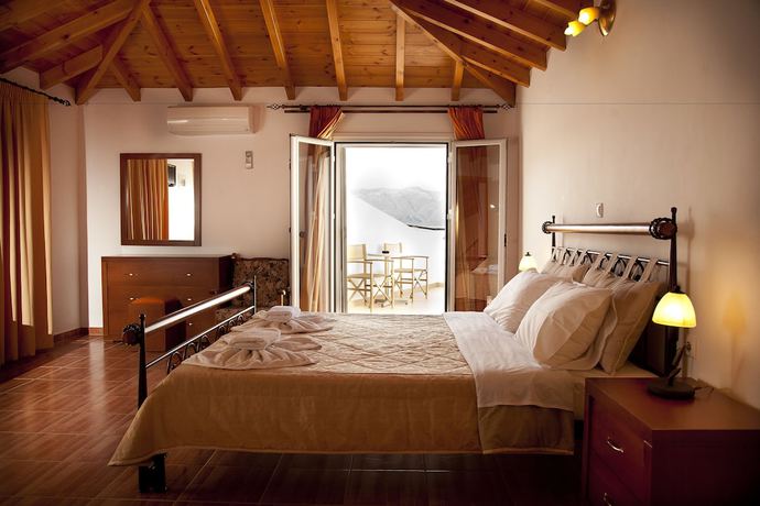 Imagen de la habitación del Hotel Filoxenia, Gefyra. Foto 13