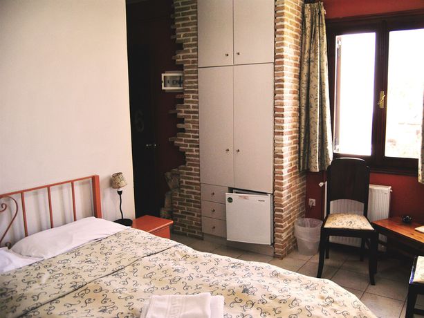 Imagen de la habitación del Hotel Filoxenia Studios. Foto 6