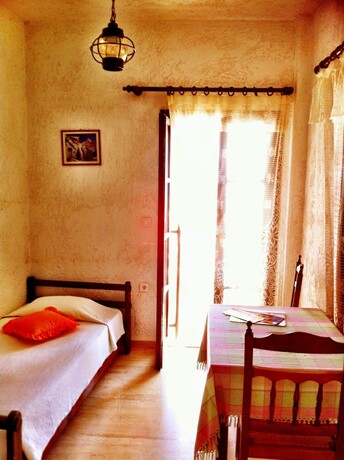 Imagen general del Hotel Filoxenia Villa. Foto 3