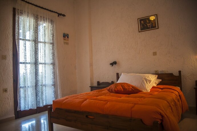 Imagen de la habitación del Hotel Filoxenia Villa. Foto 20