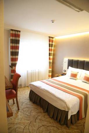 Imagen de la habitación del Hotel Fimka. Foto 5