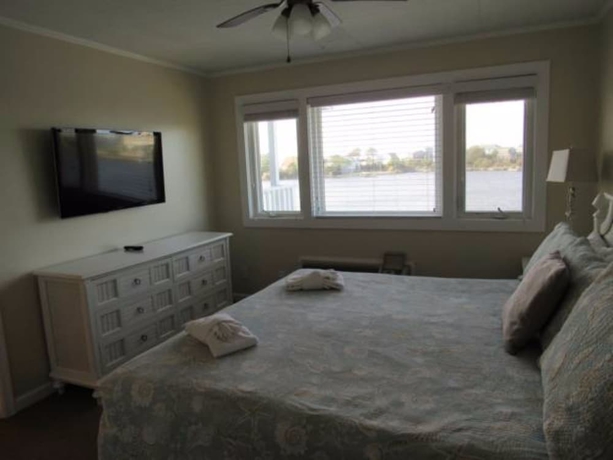 Imagen de la habitación del Hotel Fin 'n Feather Waterside Inn By Kees Vacations. Foto 5