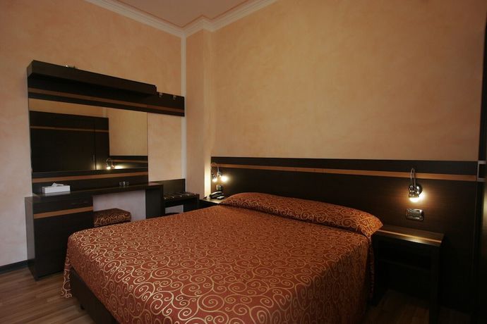 Imagen de la habitación del Hotel Fina, Narni. Foto 5