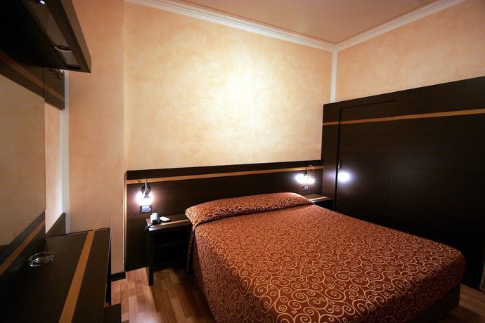 Imagen de la habitación del Hotel Fina, Narni. Foto 16