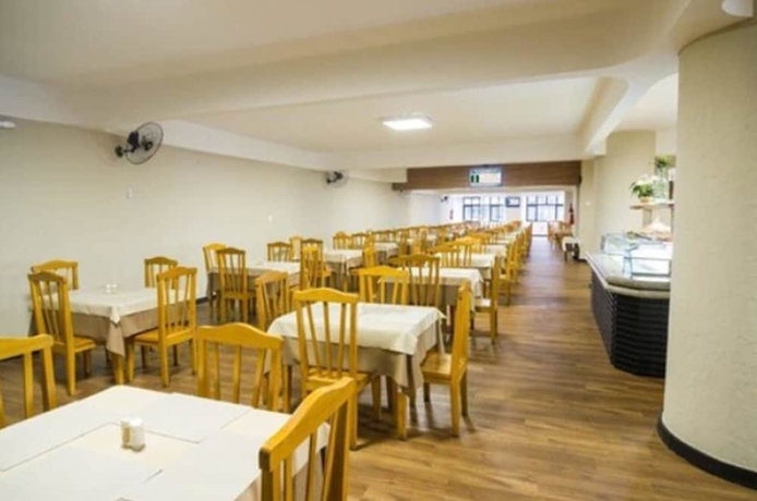 Imagen del bar/restaurante del Hotel Financial. Foto 4