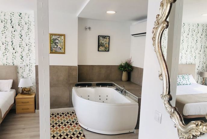 Imagen de la habitación del Hotel Finca Alcamino. Foto 10