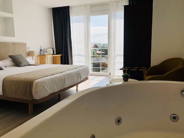 Imagen de la habitación del Hotel Finca Alcamino. Foto 13