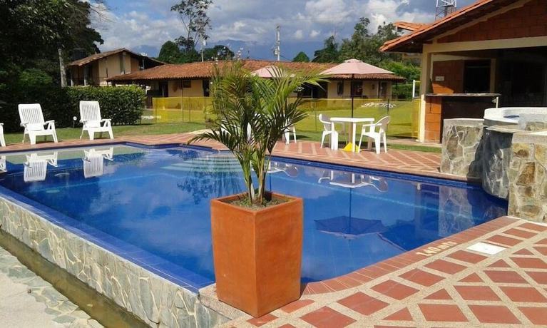 Imagen de la piscina del Hotel Finca Cafetos. Foto 15