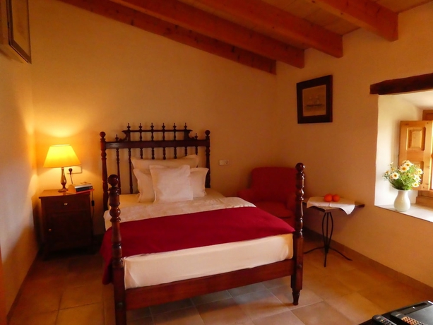 Imagen de la habitación del Hotel Finca Can Estades. Foto 10