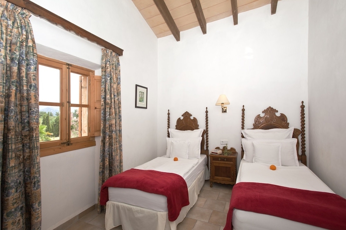 Imagen de la habitación del Hotel Finca Can Estades. Foto 14