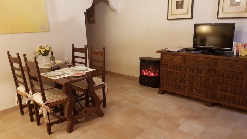 Imagen de la habitación del Hotel Finca Can Estades. Foto 17