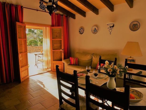 Imagen de la habitación del Hotel Finca Can Estades. Foto 19